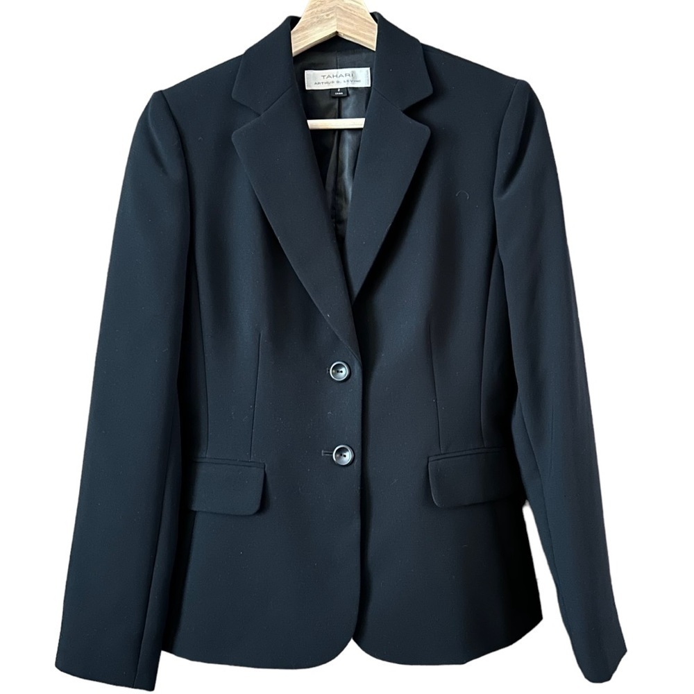 Tahari 2 Button Blazer